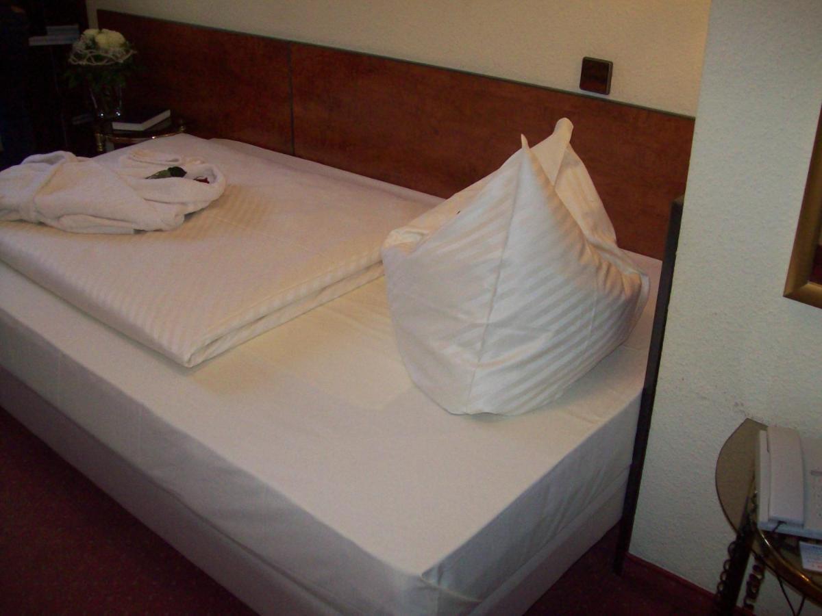Boutiquehotel Goldhahn Bio Sport & Wellness Aalen Quarto foto