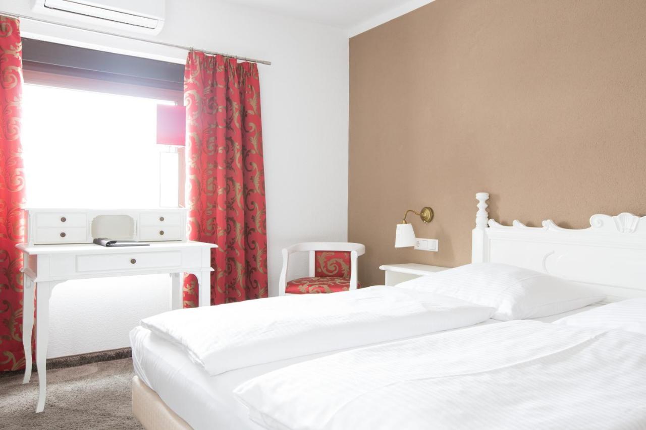 Boutiquehotel Goldhahn Bio Sport & Wellness Aalen Exterior foto