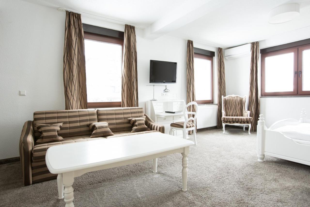 Boutiquehotel Goldhahn Bio Sport & Wellness Aalen Exterior foto