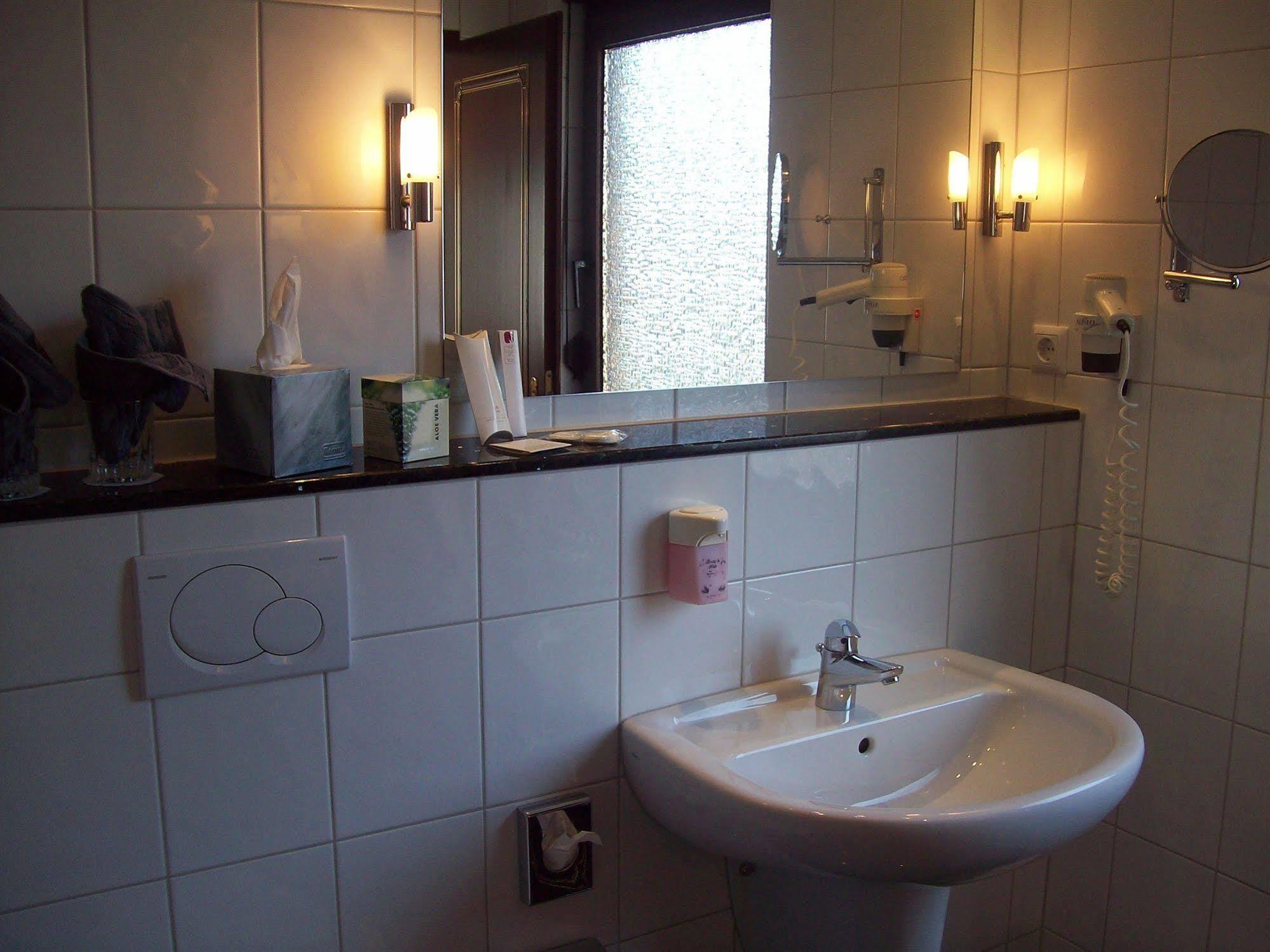 Boutiquehotel Goldhahn Bio Sport & Wellness Aalen Exterior foto