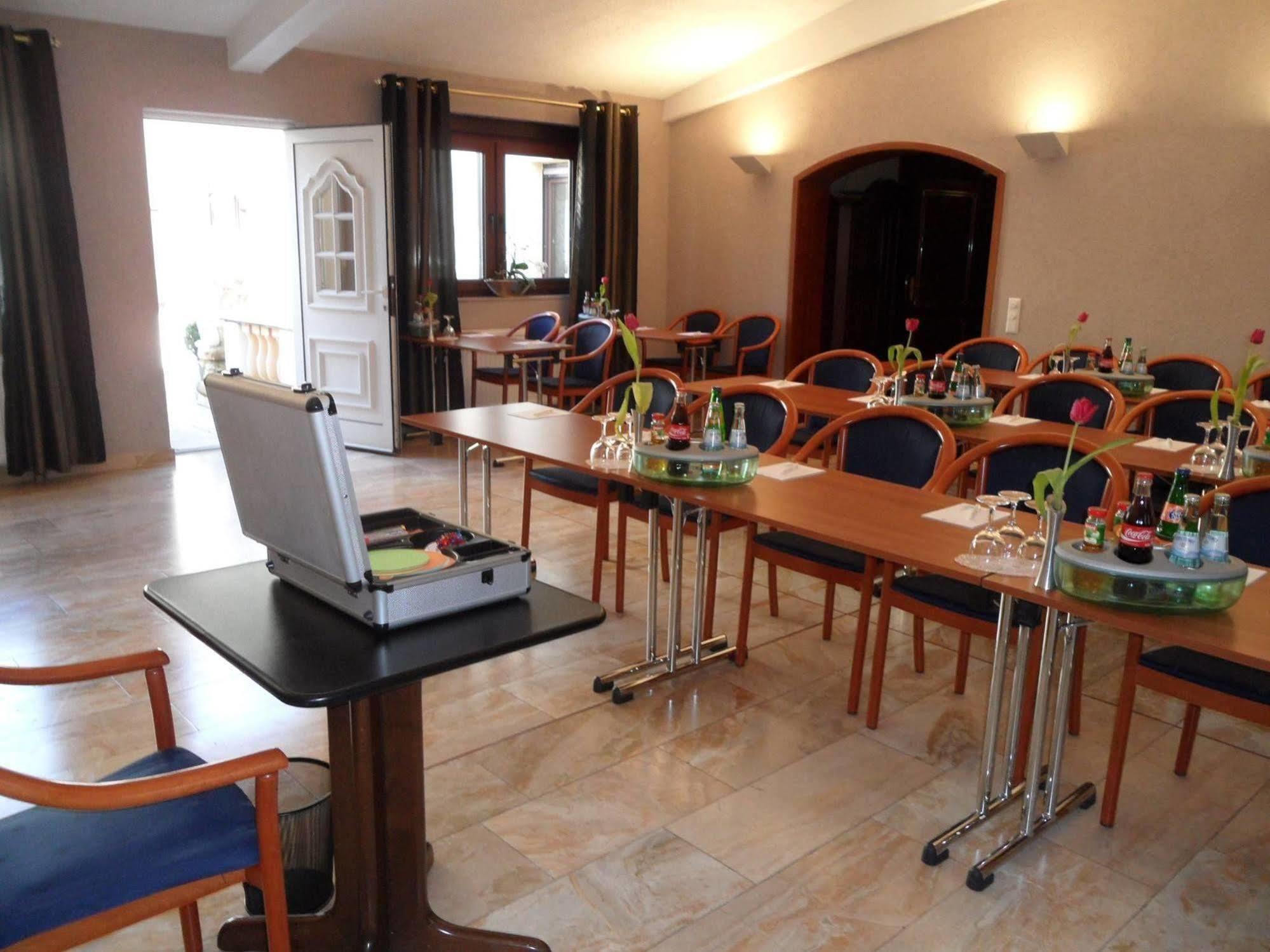 Boutiquehotel Goldhahn Bio Sport & Wellness Aalen Exterior foto
